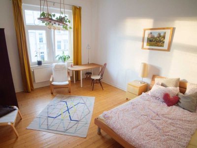 4-Zimmer-Altbauwohnung im 2. OG
