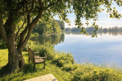 Privates Seeanwesen mit direktem Wasserzugang