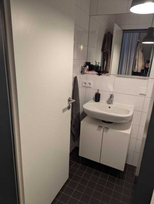 Exklusive, neuwertige 1-Zimmer-Loft-Wohnung mit Balkon und EBK in Regensburg