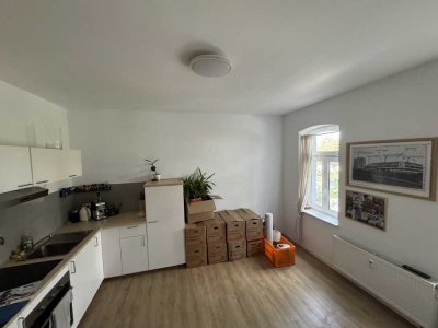 2-Zimmer-Wohnung mit Einbauküche  im 2. OG in Erfurt-Krämpfervorstadt