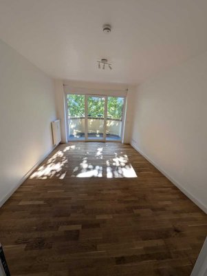 WG-geignete 4 ZW mit Balkone, Offenbach, Kaiserstraße 117
