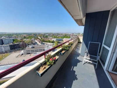 Helle 2-Zimmer-Wohnung mit großer Loggia im Zentrum von Mülheim / provisionsfrei