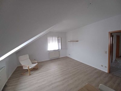 Gepflegte 2-Zimmer Dachgeschosswohnung in Passau-Heining