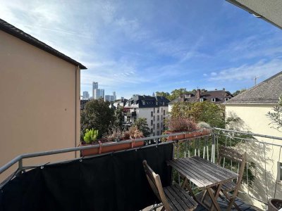 Begehrte 2-Zimmer Wohnung mit Balkon im Westend