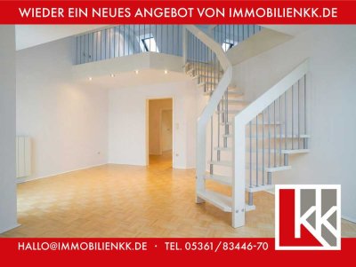 Wohnen mit Stil – Maisonettewohnung mit drei separaten Zimmern und Galerie im Sandkamp