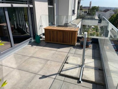Luxuriöse Penthouse-Wohnung in Wiesbaden mit atemberaubender Terrasse