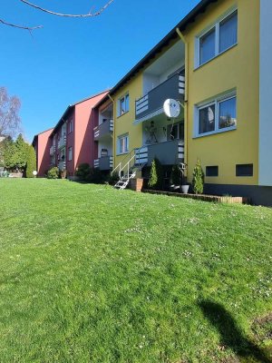 Bezugsfertige 3-Zimmerwohnung mit großen Balkon