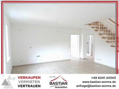 Urbanes Wohnen auf hohem Niveau: DG-Maisonette - Balkon - offener Grundriss - Innenstadt-West!