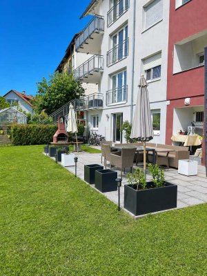 ++Wohnen wie im eigenen Haus++ Wunderschöne Eigentumswohnung mit großem Garten, Terrasse und Blick