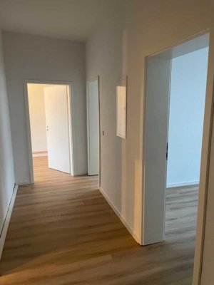 Erstbezug: Wunderschöne 2-Zimmer-Mietwohnung mit Dachterrasse