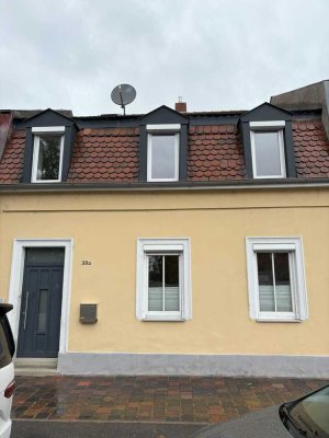 freies  Reihenmittelhaus in Bamberg Moosstraße zu verkaufen  mit tollen Garten