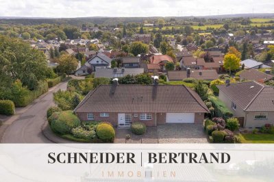 Großzügiges Einfamilienhaus mit Traumblick und Ausbaupotenzial in Top-Lage von Walheim