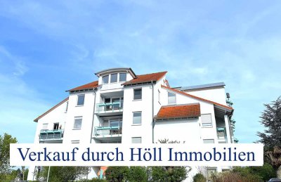 Höll-Immobilien verkauft wunderschöne 3-Zimmermaisonettewohnung mit Balkon in Angersdorf