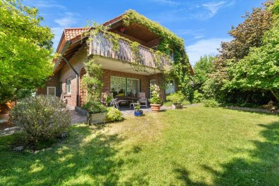 IDYLLISCHES EINFAMILIEN-/MEHRGENERATIONENHAUS MIT 8 ZIMMERN IN ALTENGRODEN-WEST