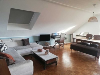 Helle ruhige 2,5-Zimmerwohnung mit Balkon und Garten
