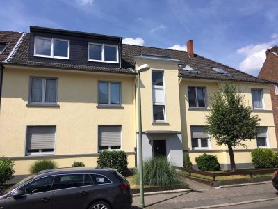 Ansprechende 3-Zimmer-DG-Wohnung mit Loggia in Gelsenkirchen-Horst / Neubaustatus