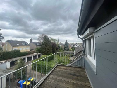 Schöne 3-Zimmer-Wohnung im Herzen von Pulheim-Brauweiler mit Balkon und Garage
