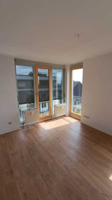 Moderne 2-Zimmer-Wohnung mit Aufzug in ruhiger Lage – Hohenstein-Ernstthal