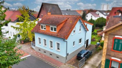 Familienfreundliches Zweifamilienhaus in zentraler Lage von Bruchköbel