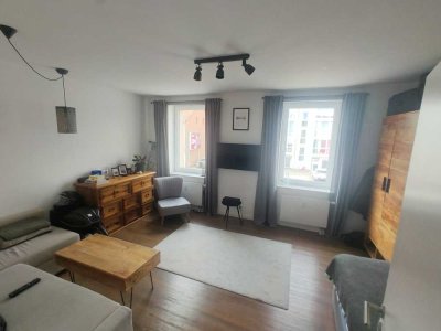 Möblierte 1-Zimmer-Wohnung (45 m2) mit Terrasse in Köln-Bayenthal, Nachmieter gesucht