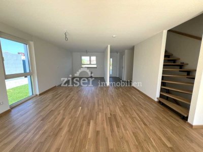 Neue bezugsfertige DHH Nr. 3 in idyllischer Ortsrandlage!