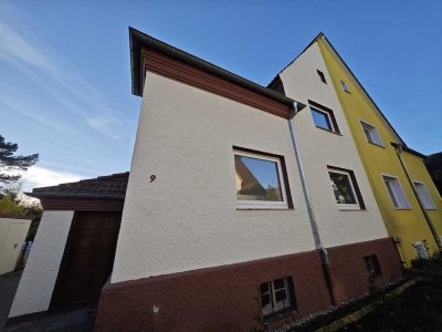 Neu saniertes 4-Zimmer Doppelhaushälfte in Hannover-Leinhausen mit riesigem Garten