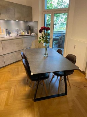 Traumhafte 4-Zimmerwohnung mit Balkon + Terrasse in Haidhausen
