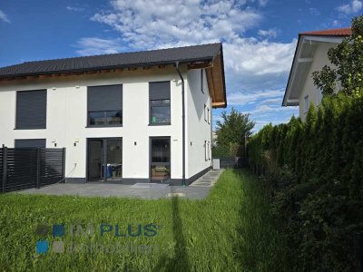 RESERVIERT! Neue Doppelhaushälfte (2024) mit Einbauküche, 2 Bäder und großen Keller!