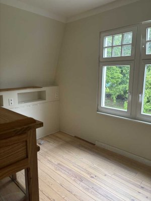 Viel Platz in Solingen: Moderne 4-Zimmer-Wohnung mit Balkon