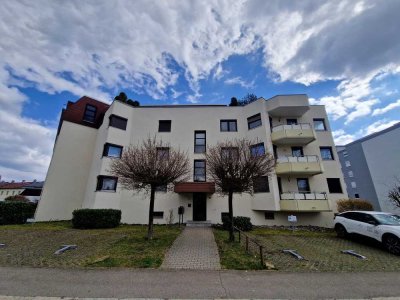 Teils Modernisierte 2-Zimmer-Wohnung mit Balkon – Ideal für Kapitalanleger und Eigennutzer