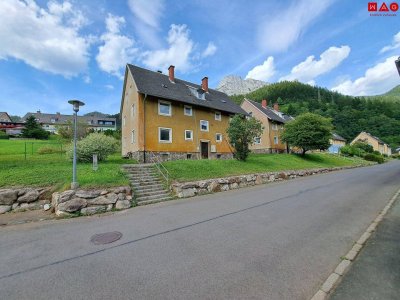Freistehendes Haus mit 3 Wohneinheiten in sonniger Lage!