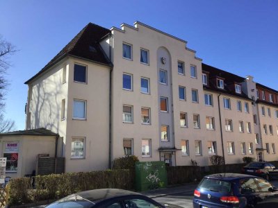 Hier lässt es sich aushalten: praktische 3-Zimmer-Wohnung mit Balkon und renoviert, sofort anmietbar