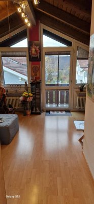 Attraktive 2-Zimmer Wohnung mit eigener Garage