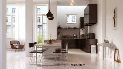 Gemütliche 2-Zimmer-Wohnung mit Balkon und TG-Stellplatz