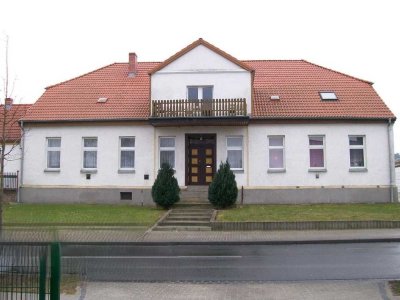 Erstbezug einer 4-Raum-Wohnung nach Komplettrenovierung