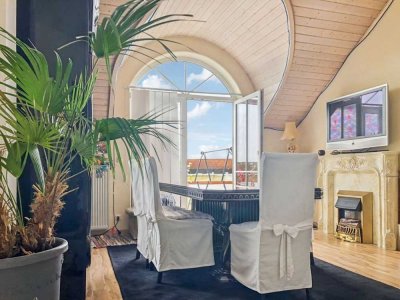Helle Maisonette-Wohnung mit Balkon und Naturblick in Liederbach