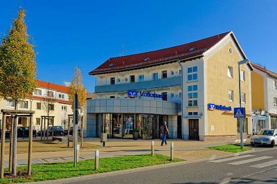 Nibelungenplatz 27, 1 L1 - Frisch modernisierte 1-Zimmer Wohnung mit Tageslichtbad