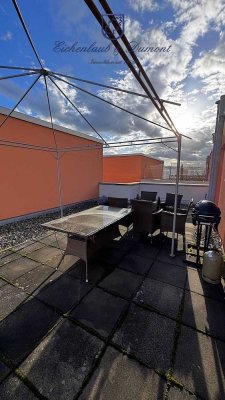 Renovierte 3-ZKB Maisonette-Wohnung mit Dachterrasse + Stellplatz
