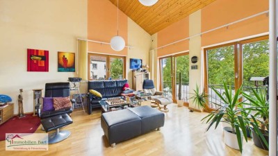 ATTRAKTIVES 192 M² WOHNHAUS + 80 M² GARAGE IN TOP LAGE!