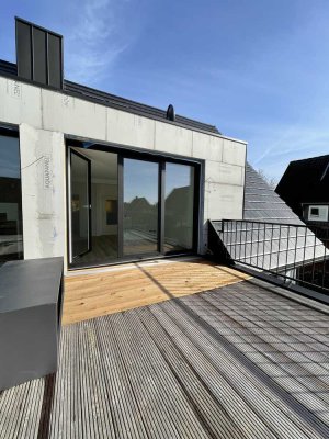 exklusive 2-Zimmer-Terrassenwohnung m. Einbauküche & sonniger Dachterrasse