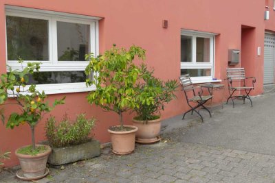 Ruhige, helle geräumige Wohnung auf zwei Etagen
