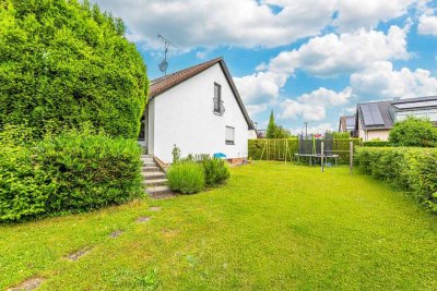 HEGERICH: Gepflegtes Einfamilienhaus in idyllischer und begeherter Lage - Puschendorf