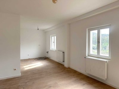 Exklusive Mietwohnung in kernsanierter Jugendstilvilla mit Neckarblick und Wintergarten