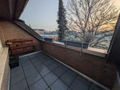 81m²: 3 ZKB Maisonette mit sonniger Loggia, Wallbox & Einbauküche