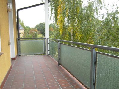 Charmante Wohnung mit Einbauküche und Balkon