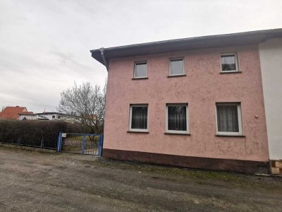 Einfamilienhaus, Doppelhaushälfte-ruhig und dennoch zentral