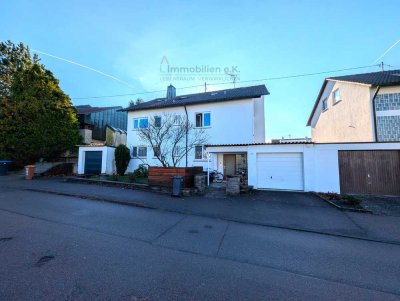 Familienfreundliche 4-Zimmer-Wohnung mit moderner Küche und großem Garten