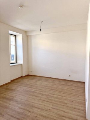 NEU! Sanierte 1-Zimmerwohnung in zentraler Lage von Groß-Gerungs! Fußbodenheizung!
