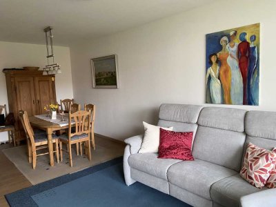 Geschmackvolle, vollst. renovierte 3-Zimmer-Wohnung mit geh. Innenausstattung mit EBK in Würzburg
