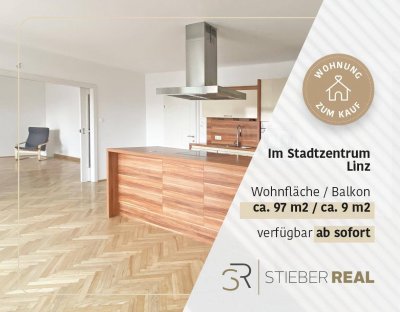 CITY-LIFE! Attraktive 3,5 Zimmer Wohnung mit Balkon